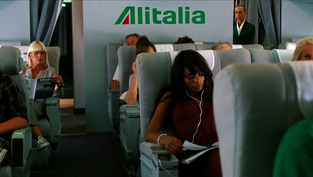 De Roma con amor Clip (2)