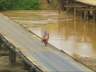 Penduduk minta segerakan pembinaan jambatan kekal