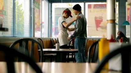 'Isi y Ossi' - Tráiler oficial