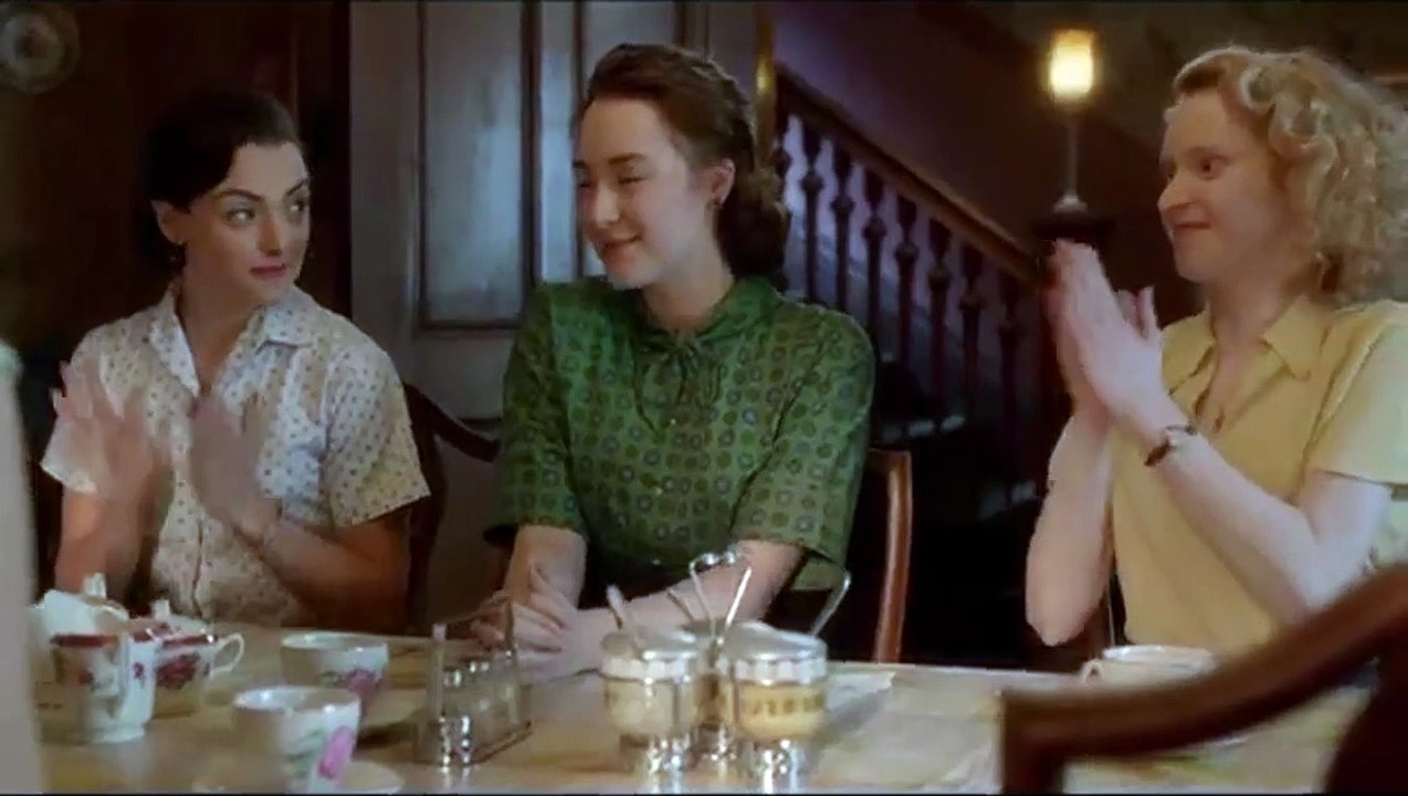 Brooklyn: un nuevo hogar Tráiler (2)