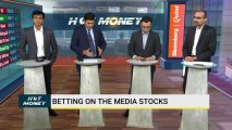 Analysts' view on buzzing stocks like Prakash Ind, IDBI Bank & 2018 stock picks on Hot Money with Darshan Mehta