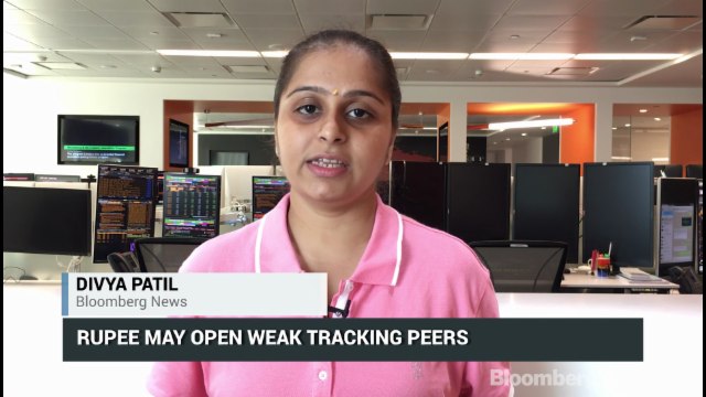 Bonds Fall On Rising U.S. Yields; Rupee Seen Weak