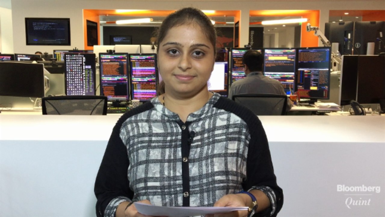 Rupee Slumps, Bonds Continue To Rally