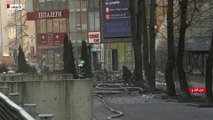 صاروخ يصيب مبنى سكني قرب مطار جولياني في كييف