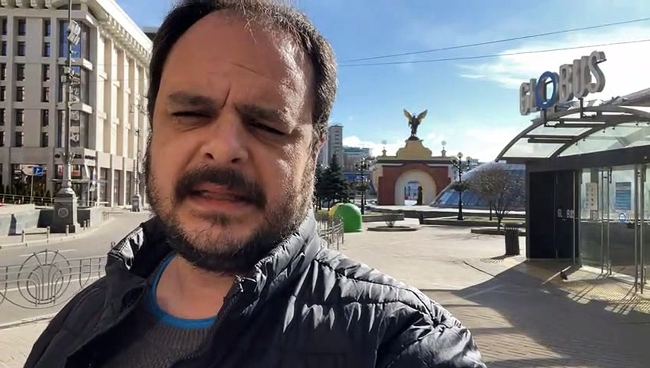Alberto Sicilia, enviado especial a Kiev: "Hay bastantes civiles dispuestos a resistir, ya sea con un kalashnikov o con cócteles molotov"