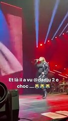 Vitaa fait une énorme surprise à Gims sur scène à Lyon le 25 février 2022