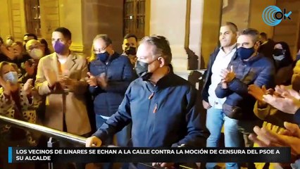 Los vecinos de Linares se echan a la calle contra la moción de censura del PSOE a su alcalde
