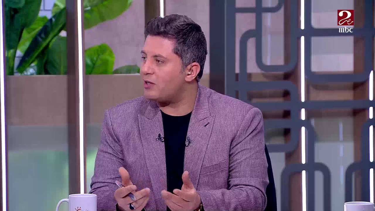 الخبير الاقتصادي د. مصطفى بدرة يجيب على سؤال هشام عاصي: إيه التأثير الاقتصادي على العالم بسبب الحرب بين روسيا وأوكرانيا