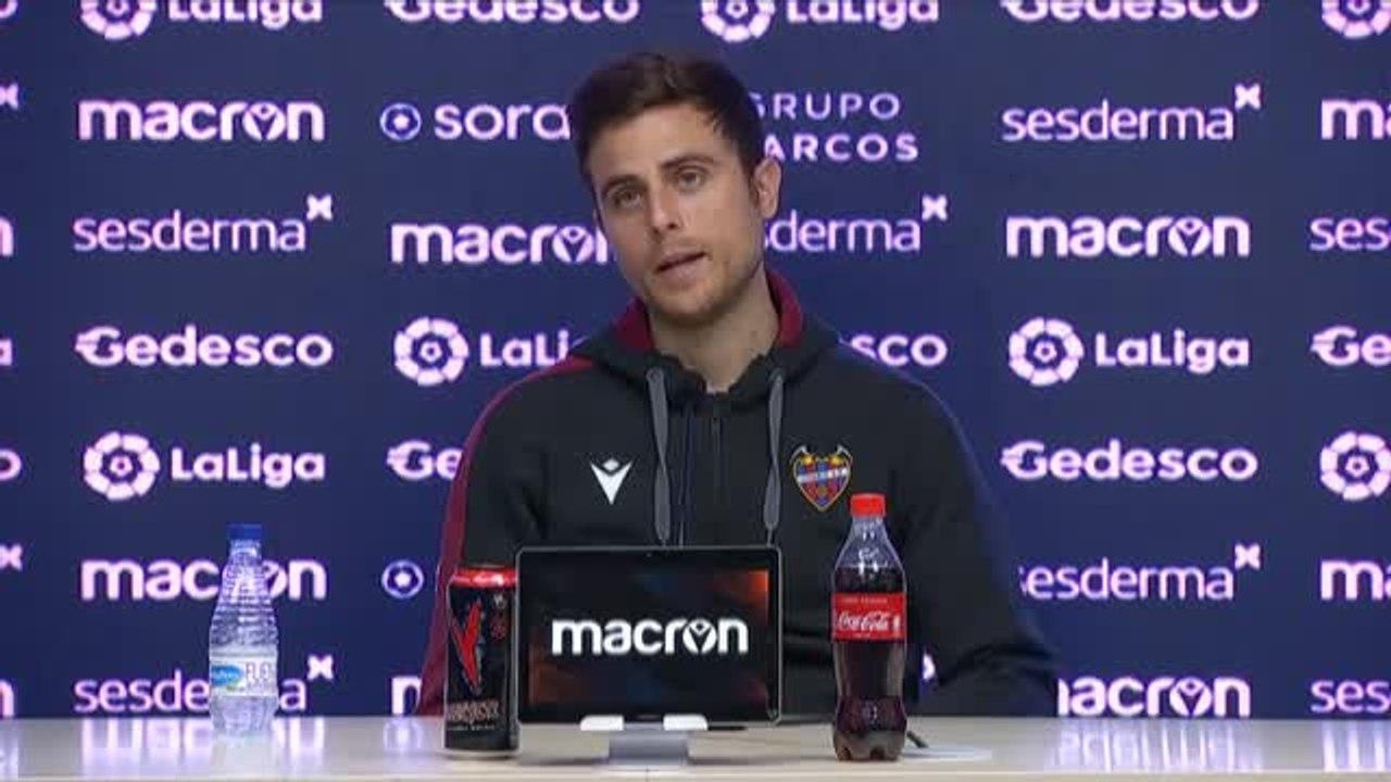 Lisci: "Estamos muy ilusionados de que la afición se haya vuelto a enganchar pero el mensaje tiene que ser callar y trabajar"