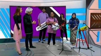 hLive! bersama kumpulan Venopian Solitude