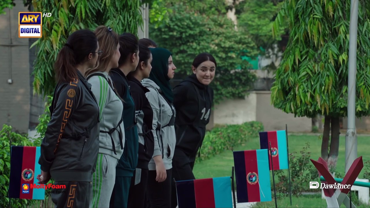 Sinf e Aahan Episode 4 - Subtitle Eng - 18th December 2021 - ARY Digital Drama_