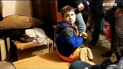شاهد_ أوضاع الأوكرانيين من قلب أحد الملاجئ في كييف(360P)