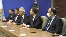 Son dakika haber | Gençlik ve Spor Bakanı Kasapoğlu, AK Parti Bursa İl Başkanlığı'nı ziyaret etti
