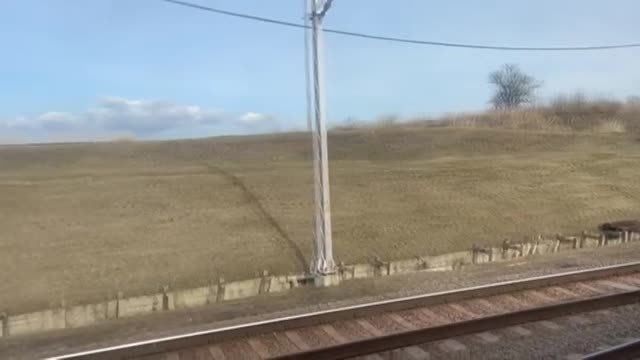 Cien mil refugiados cruzan este sábado la frontera polaca huyendo de la guerra