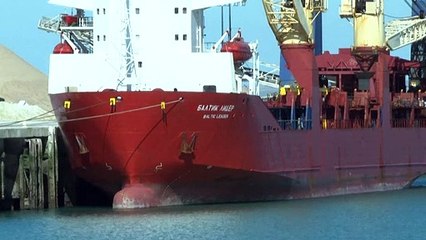 Autoridades francesas interceptam navio de bandeira russa