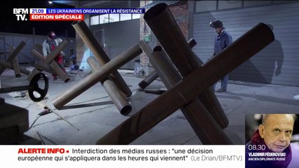 Dans cette usine en Ukraine, une dizaine de volontaires fabriquent des systèmes de défense