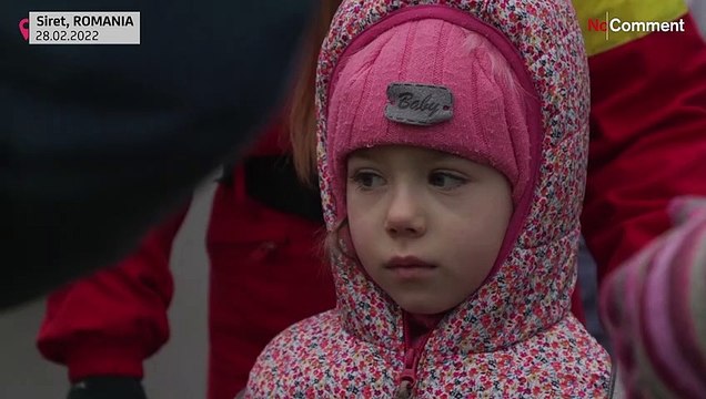 Fleeing Ukrainians continue to arrive in Romania