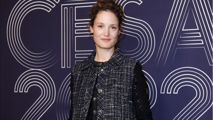 Voici -  Mort de Gaspard Ulliel : qui est Vicky Krieps, sa dernière compagne ?