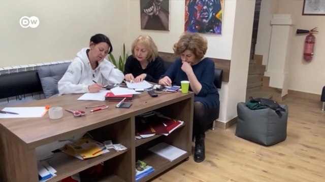 Война в Украине: львовские волонтеры готовятся к наплыву беженцев и помогают армии (26.02.2022)