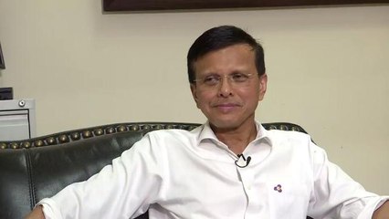 RAJA NONG CHIK - I AM THE REALITY MP OF LEMBAH PANTAI