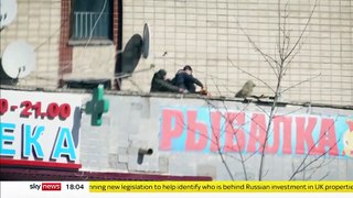 Ukraine Crisis- Ukrainians prepare to defend Kyiv