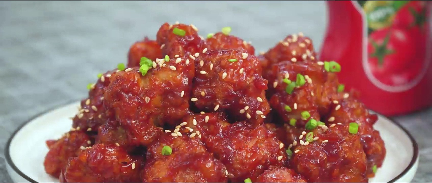 Korean Fried Chicken with Spicy Sauce