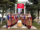 Son dakika... Yöresel kıyafetlerini giyip kliple Cumhurbaşkanı Erdoğan'ın doğum gününü kutladılar