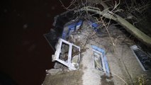 Rusya ile Ukrayna arasındaki çatışmada siviller zarar görüyor - Kievsky Rayonda bazı yerleşim yerleri bombardıman sonucu hasar gördü