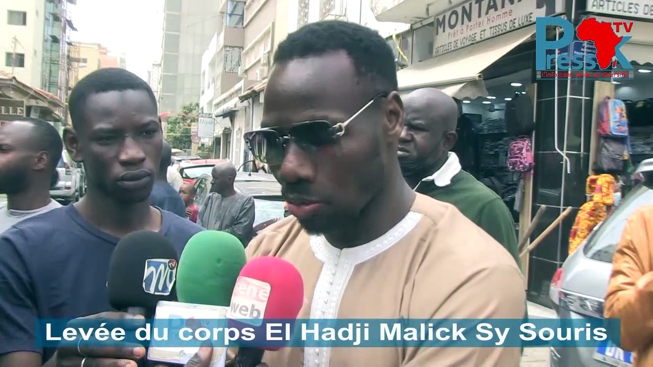 la levée du corps de el hadji malick sy souri à la zawiya Seydi Hadji Malick de Dakar