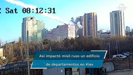 Misil ruso destruye un parte de un edificio de viviendas en Kiev
