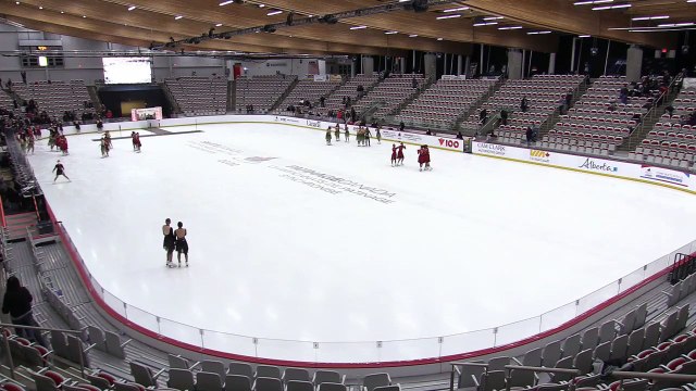 VICTORY CEREMONY - (Junior & Senior) CHAMPIONNATS DE PATINAGE SYNCHRONISÉ 2022 DE PATINAGE CANADA (13)