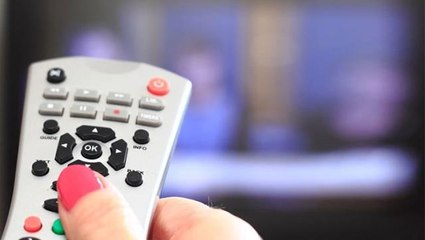 Televizyon izleyen Ruslar, karşılarına çıkan görüntüyle büyük şok yaşadı: Merhaba biz Anonymous