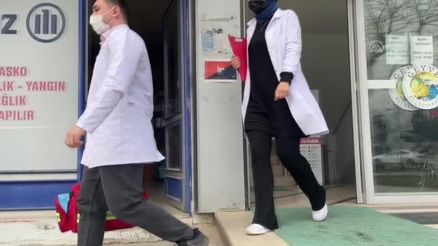 Geyve'de yatağa bağımlı hastalar belediye tarafından tepeden tırnağa bakılıyor