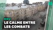 Kiev ville fantôme sous couvre-feu la journée après les combats