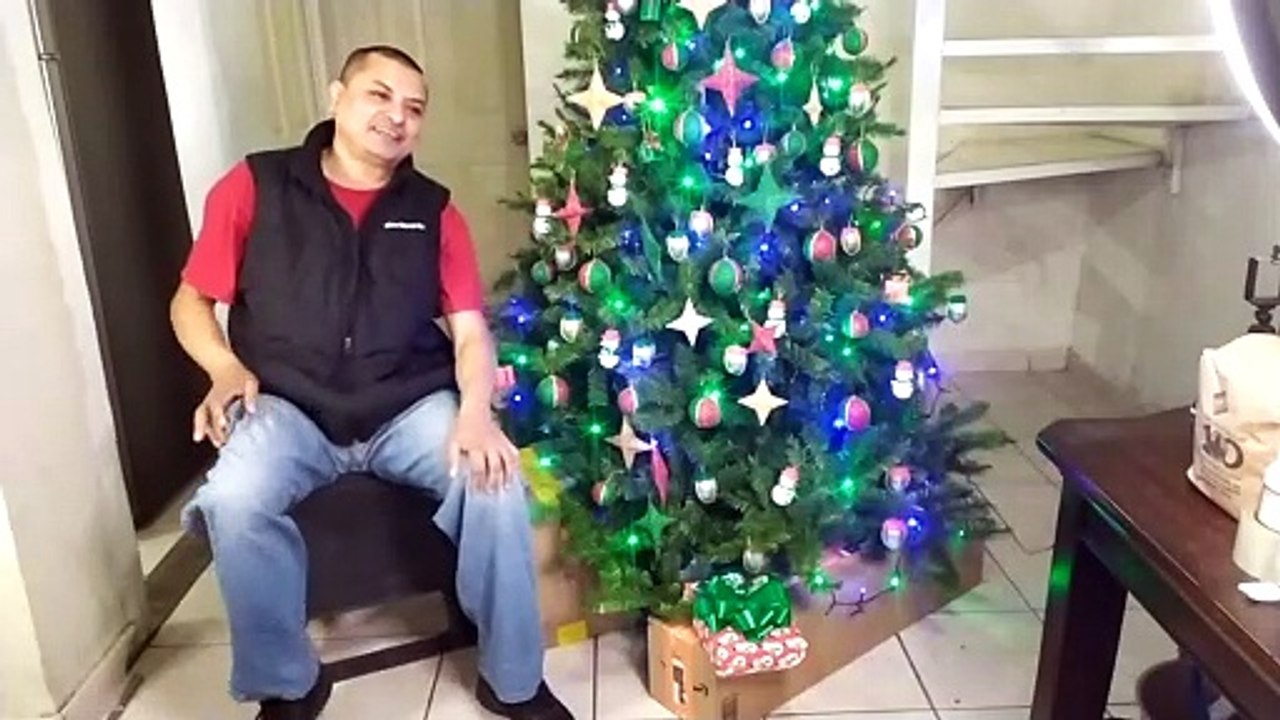 unboxing cajas misteriosas de amazon prime y mercado libre en fiestas de navidad y año nuevo 2022 celebrando regalos y sorpresas epicas