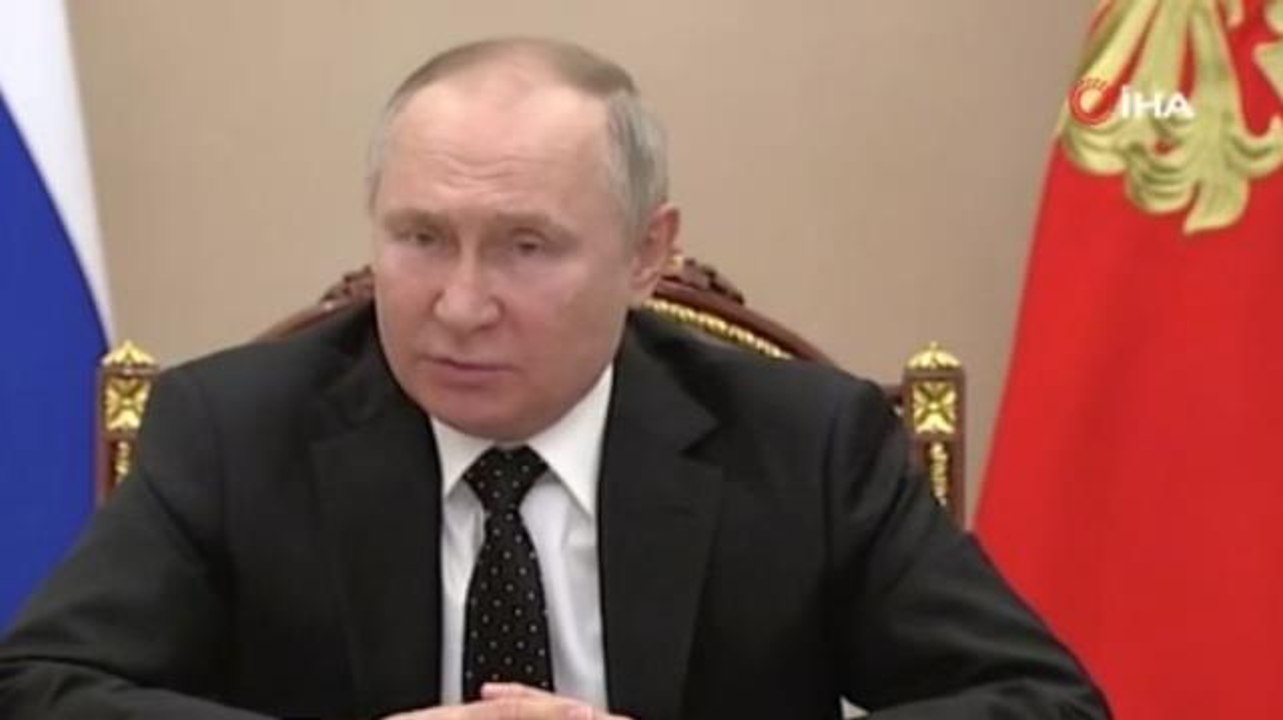 Son dakika haber! Putin, Rus ordusuna özel savaş durumuna geçilmesi talimatı verdi