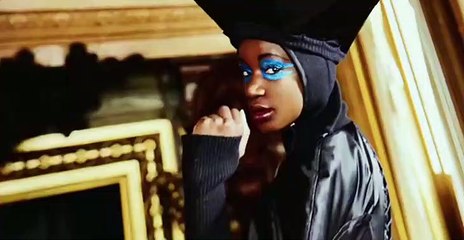 Emily in Paris S02 E06