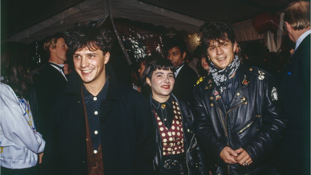 GALA VIDEO - Le saviez-vous ? Stéphane Sirkis (Indochine) : sa fille Lou suit ses traces