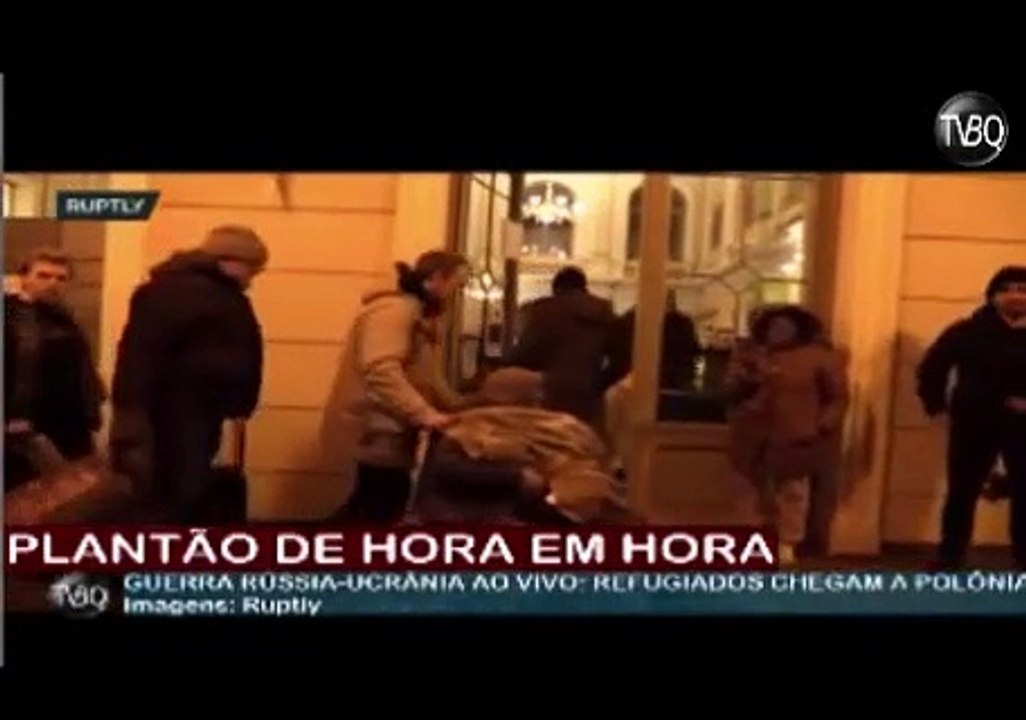 Plantão De Hora Em Hora - Acompanhe ao vivo a situação dos refugiados na fronteira Ucrânia/Polônia - 27/02/2022