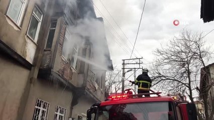 Kastamonu'da iki katlı ahşap evde yangın