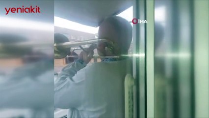 Rus askerlerine öyle bir şey yaptı ki... Görüntüler büyük ilgi gördü!