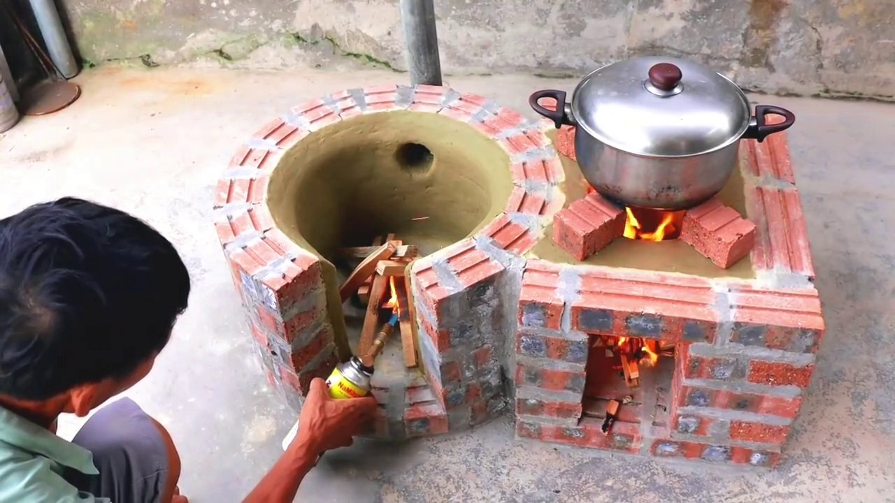 Kteatif !! Tungku kayu dari tanah liat dan bata merah yang cantik