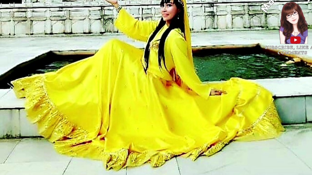 Taj mahal and yellow dress || Taj mahal dan gaun kuning || MaMiTa ViVa