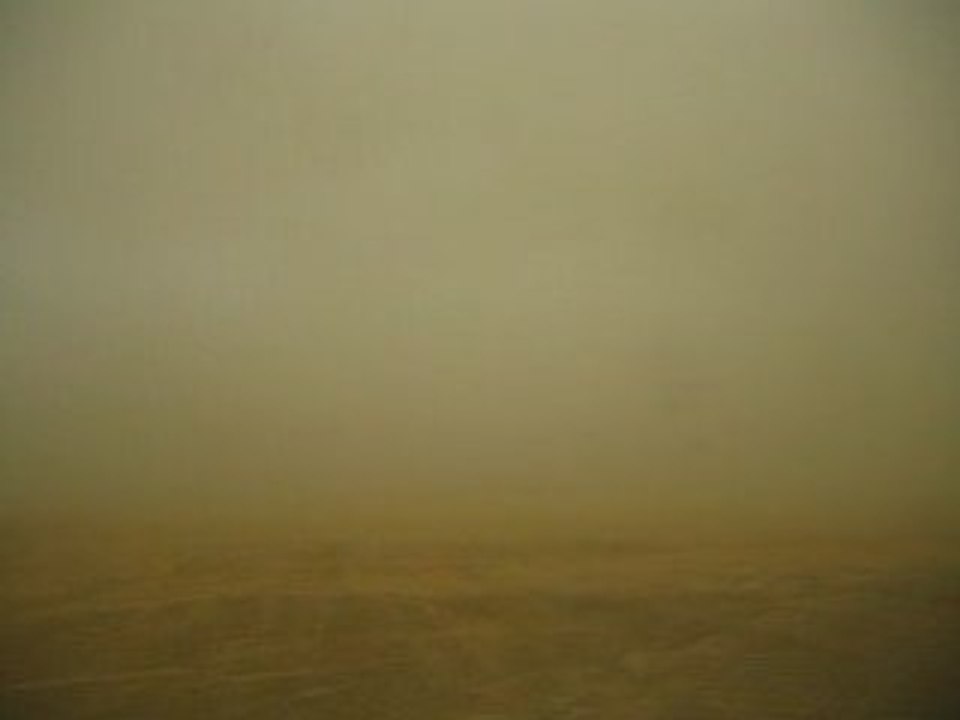 tempete de sable dans le désert