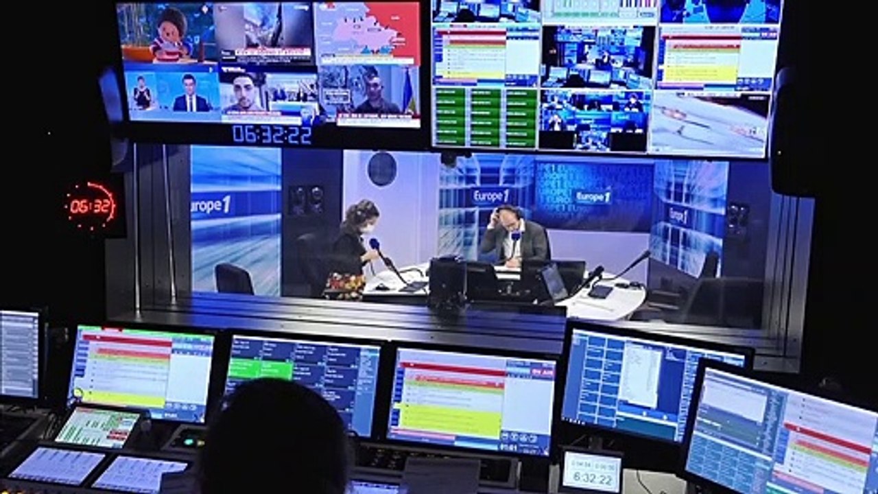 Guerre en Ukraine : 32 kilomètres à pieds pour passer la frontière polonaise