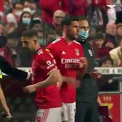 Ukraynalı yıldız gözyaşlarını tutamadı