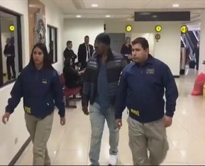 Mike Tyson dilarang memasuki Chile