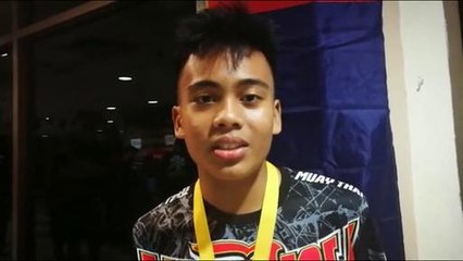 Pemenang pingat emas kategori berat badan 54kg di Kejohanan Muay Thai Terbuka Johor