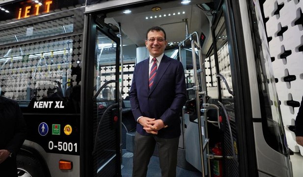 Yeni metrobüs aracını test eden İmamoğlu: Cumhurbaşkanlığı onayını heyecanla bekliyoruz