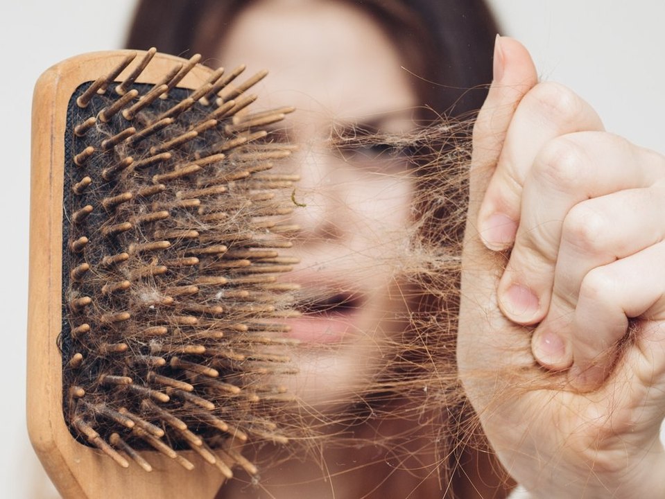 Haarausfall: Diese fünf Angewohnheiten können schuld sein